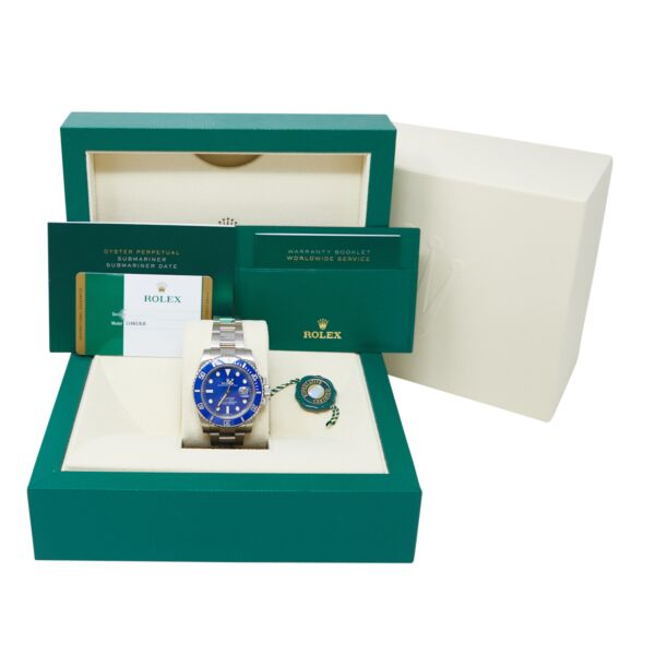 Rolex Pre-Owned Submariner Date White Gold Blue Dial on Oyster Bracelet [COMPLETE SET] 40mm