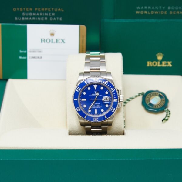 Rolex Pre-Owned Submariner Date White Gold Blue Dial on Oyster Bracelet [COMPLETE SET] 40mm