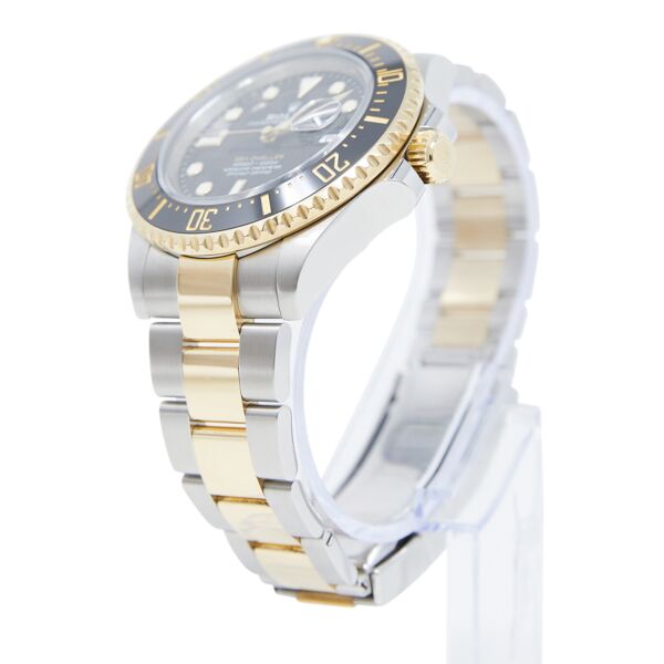 Rolex Pre-Owned Sea-Dweller Steel/Yellow Gold Black Dial on Oyster Bracelet [COMPLETE SET] 43mm