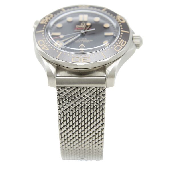 Omega Pre-Owned Seamaster 007 Limited Edition 