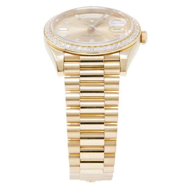 Rolex Pre-Owned Day-Date 40 18K Yellow Gold Diamond Bezel Champagne Diamond Dial [COMPLETE SET] MINT 2020