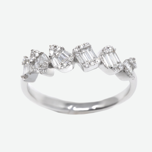 18K White Gold Multi-Shape Diamond Ring 0.44ct 