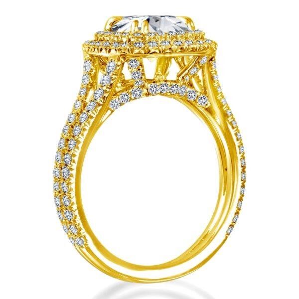 Double Halo Round Cut Diamond Engagement In Yellow Gold Ring Double Win (0.93 ct. tw.)