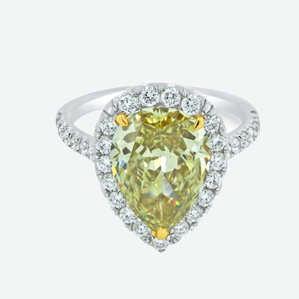 Engagement Ring 3.55ct Yellow Pear Diamond SI1 set in 18K White Gold