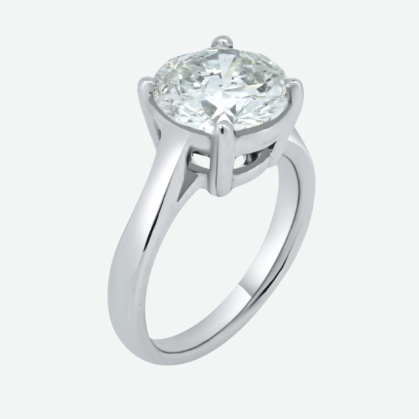 Engagement Ring 3.70ct Round Diamond Solitaire SI2 set in Platinum