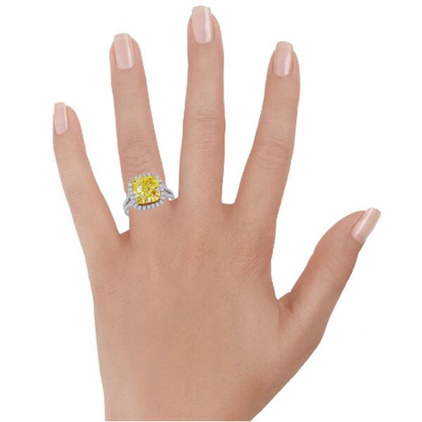 Engagement Ring 6.24ct Cushion Fancy Yellow VS1 GIA set in Platinum