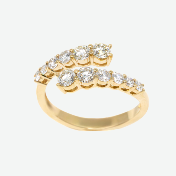 14k Gold Wrap Ring with Graduated Round Diamonds 