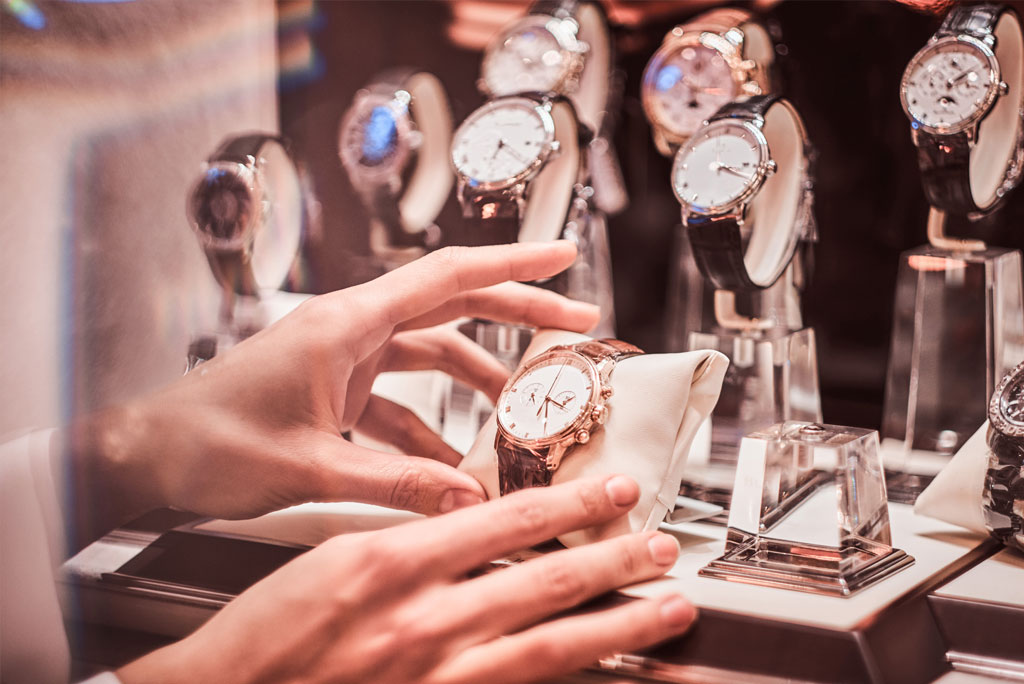 Why Luxury Watches Are Perfect For Family Heirlooms